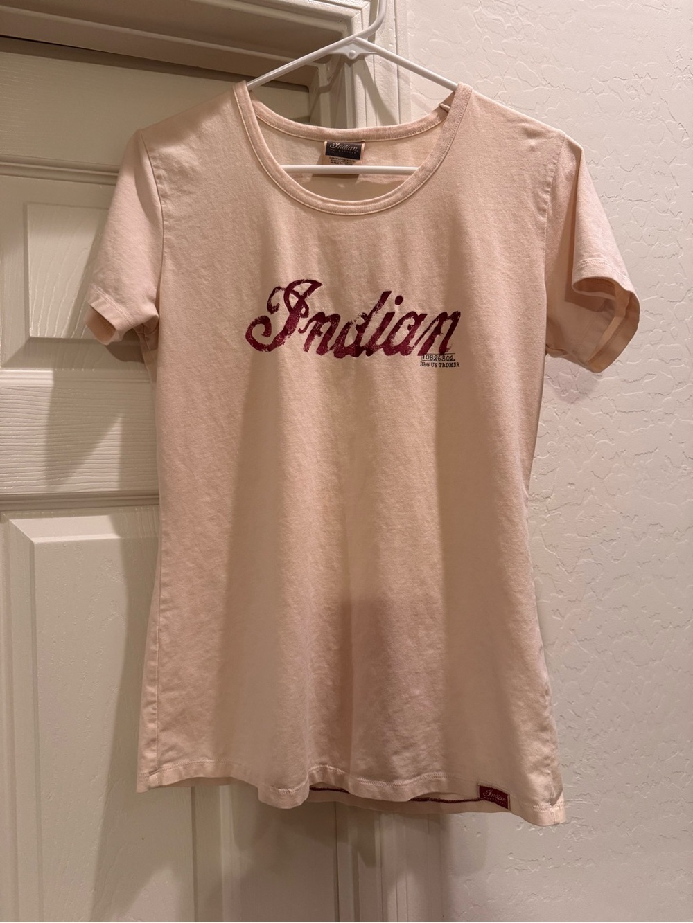 Women's Essential Script Logo T-Shirt Cream Colored Size Medium